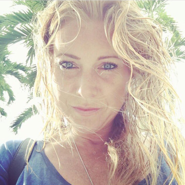 Lynne_Lambourne_Interior_Designer_Upcycler_Ocean_Plastic_Watse_Environmentalist_at_Great_British_Speakers