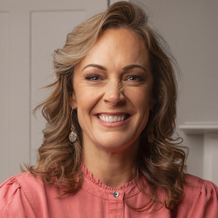 Joanne Pickford hire presenter speaker book at agent Great British Speakers