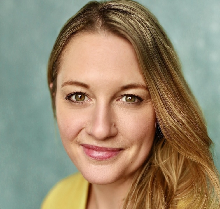 Emily Corporate Presenter Commercial Actor Great British PResenter Agent