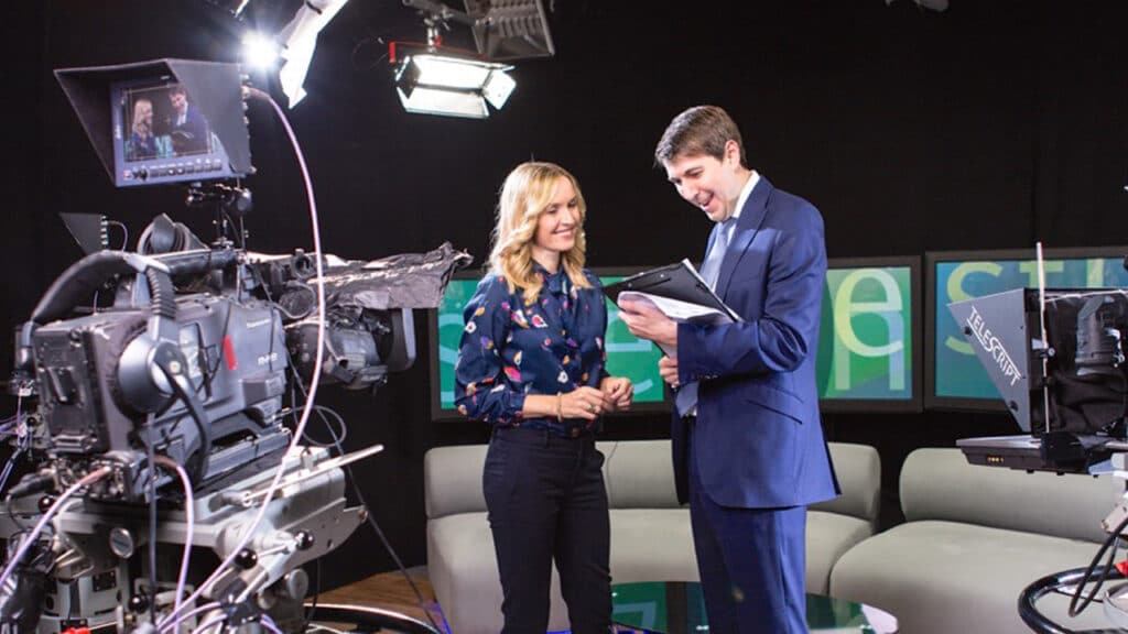 Jennifer Johnston experienced Scottish London corporate TV video presenter at Great British Presenters