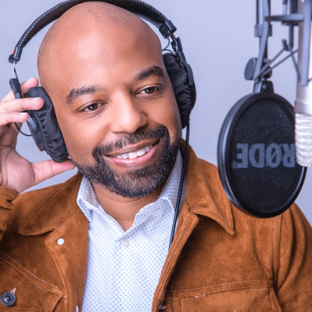 Chris W. International Universal Voice